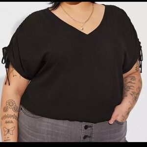 Torrid 2X Georgette Dolman Shirring Tie Crop Blouse Black Size XXL